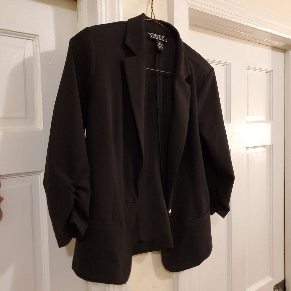 BLACK BLAZER SIZE L